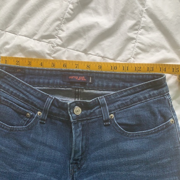 Levi’s Curvy cut 528 Jeans - Picture 6 of 11